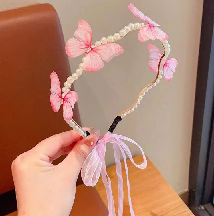 تل پروانه ای مرواریدی دنباله دار کد ۲۳۳۱