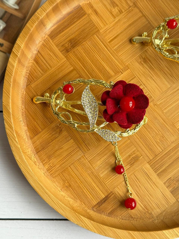 گیره مو چفتی گل رز با طراحی خاص کد ۲۷۱۷